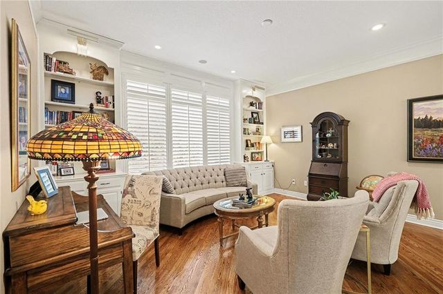 15605 Pawnee Street, Overland Park, KS 66224