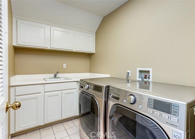 16 Sovente, Irvine, CA 92606