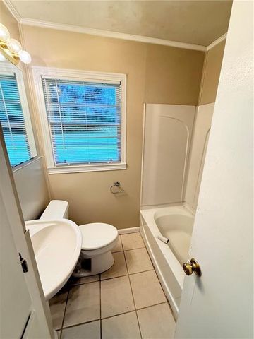 119 Barbara Mitchell Drive E, Mobile, AL 36608