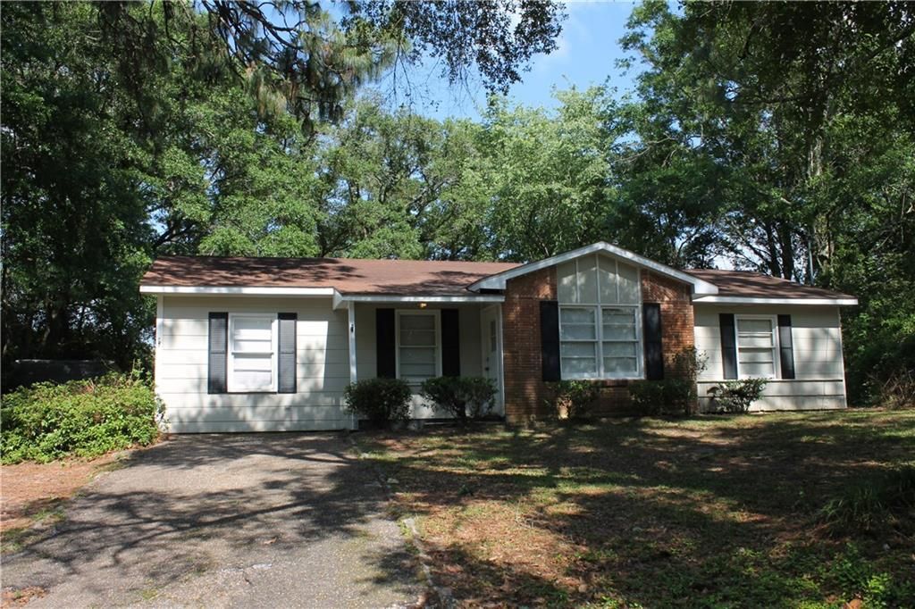 119 Barbara Mitchell Drive E, Mobile, AL 36608