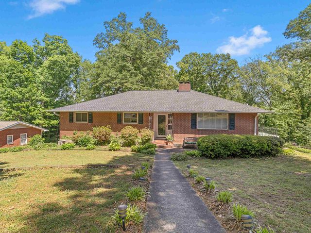 117 Tanglewylde Drive, Spartanburg, SC 29301