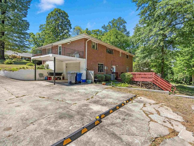 117 Tanglewylde Drive, Spartanburg, SC 29301