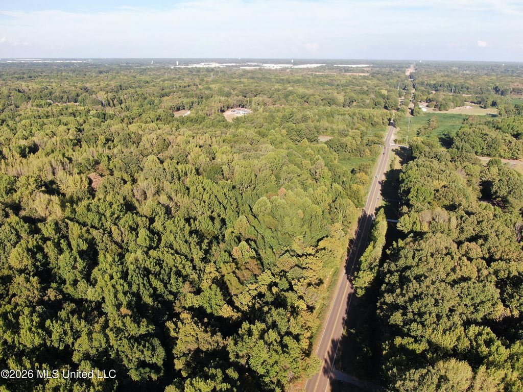 14 Star Landing Road, Nesbit, MS 38651 — exterior