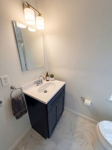 23 Avon St 2, Cambridge, MA 02138