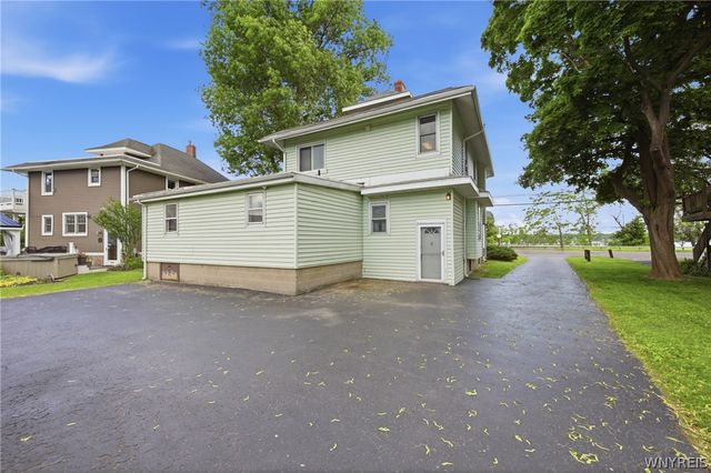 2535 River Road, Wheatfield, NY 14304
