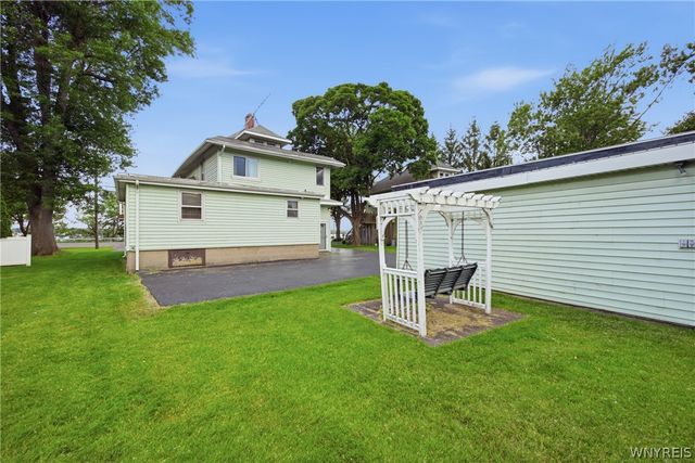 2535 River Road, Wheatfield, NY 14304