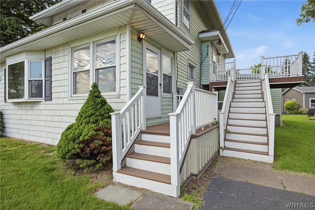2535 River Road, Wheatfield, NY 14304