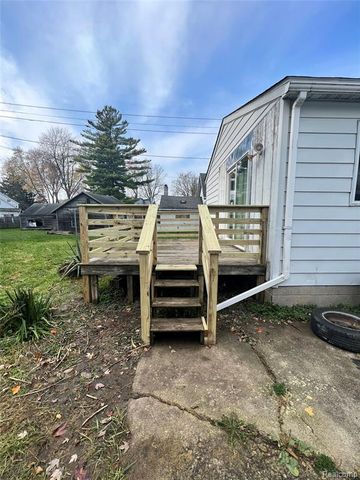 2521 Stobbe Street, Saginaw, MI 48602