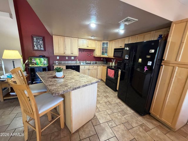 7450 E Gary Circle, Mesa, AZ 85207