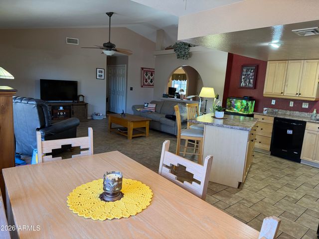 7450 E Gary Circle, Mesa, AZ 85207