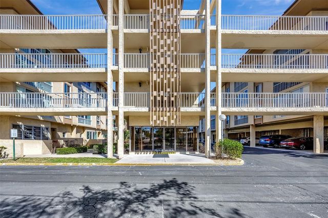 113 ISLAND WAY 241, Clearwater Beach, FL 33767