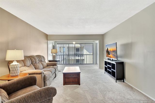 113 ISLAND WAY 241, Clearwater Beach, FL 33767