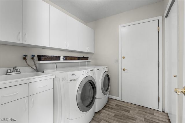 32651 N Burr Oak, Solon, OH 44139