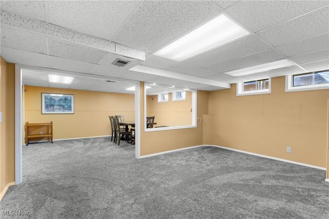 32651 N Burr Oak, Solon, OH 44139