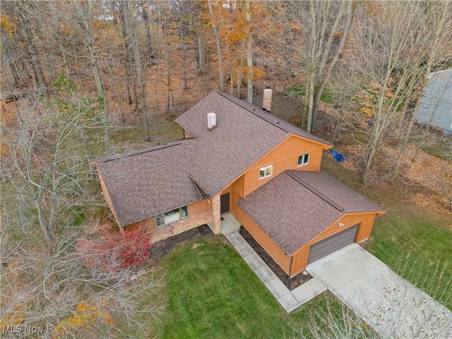 32651 N Burr Oak, Solon, OH 44139