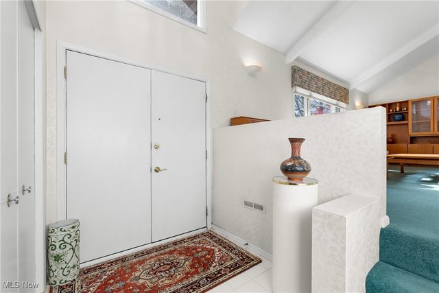 32651 N Burr Oak, Solon, OH 44139