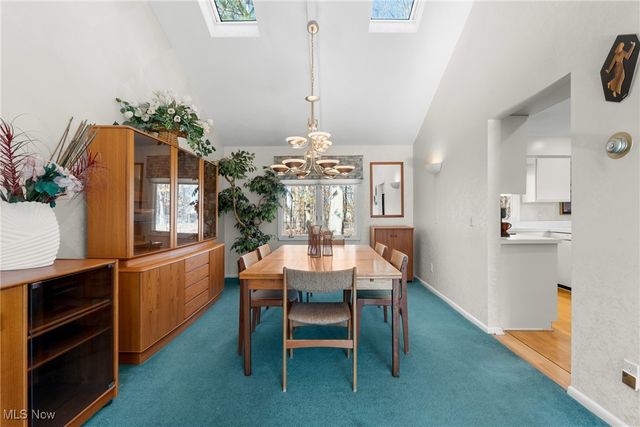 32651 N Burr Oak, Solon, OH 44139