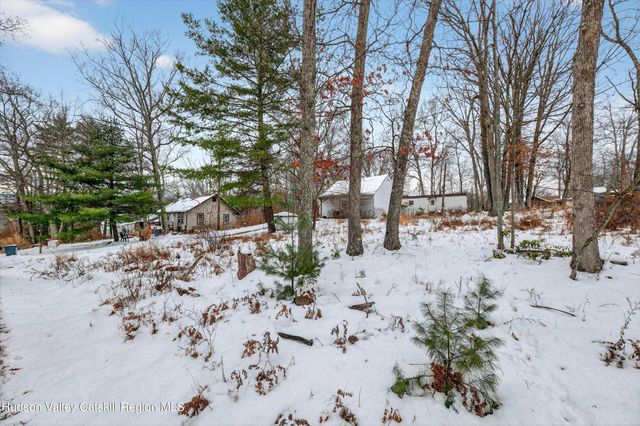 16 Sycamore Trail, Wurtsboro, NY 12790