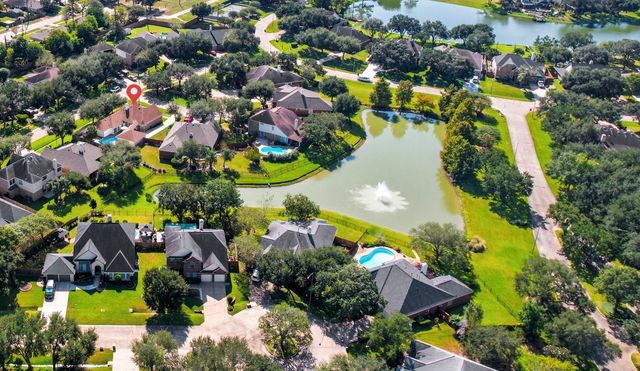 30 Crestview Trail, Houston, TX 77082