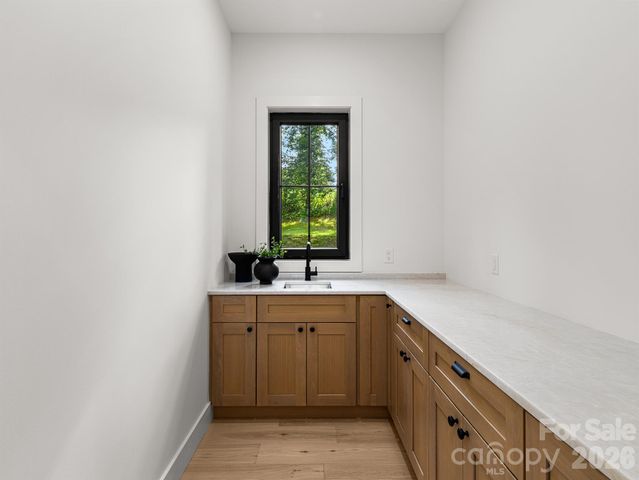 25 Copper Mill Court, Candler, NC 28715