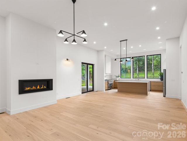 25 Copper Mill Court, Candler, NC 28715