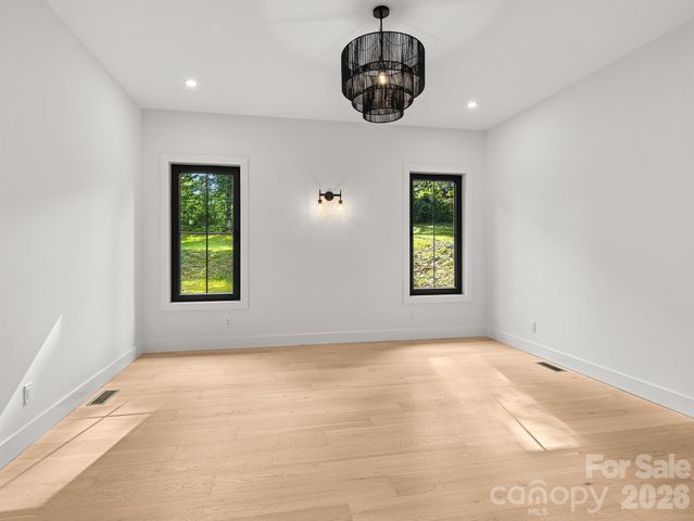 25 Copper Mill Court, Candler, NC 28715
