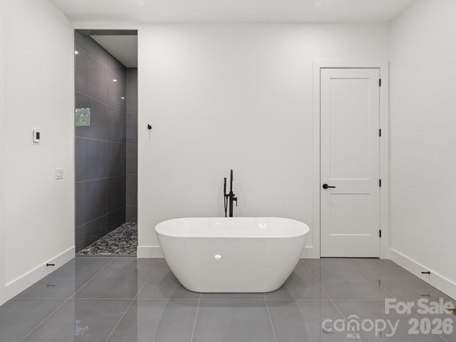 25 Copper Mill Court, Candler, NC 28715