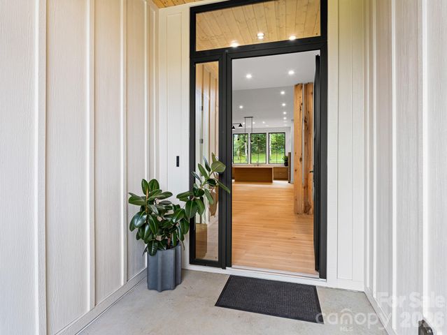 25 Copper Mill Court, Candler, NC 28715