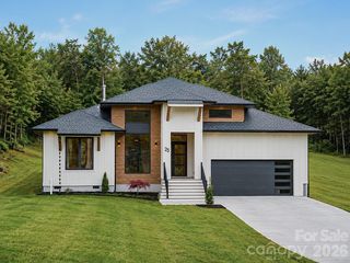 25 Copper Mill Court, Candler, NC 28715