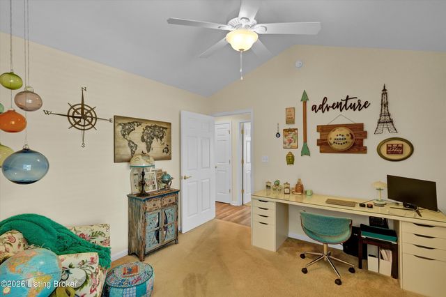 6319 Rivers End Dr, Louisville, KY 40258
