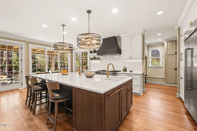 71005 Russell, Chapel Hill, NC 27517