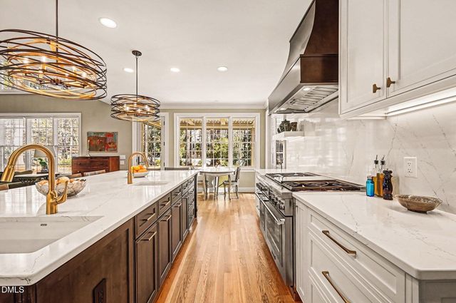 71005 Russell, Chapel Hill, NC 27517