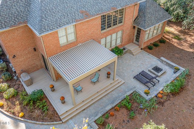 71005 Russell, Chapel Hill, NC 27517