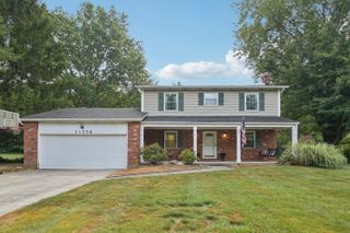 11774 Kennington Square E, Pickerington, OH 43147