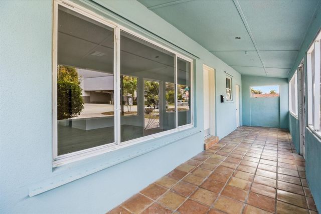 800 SE 13th Court, Deerfield Beach, FL 33441