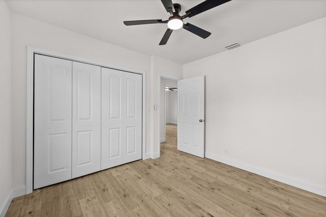 800 SE 13th Court, Deerfield Beach, FL 33441