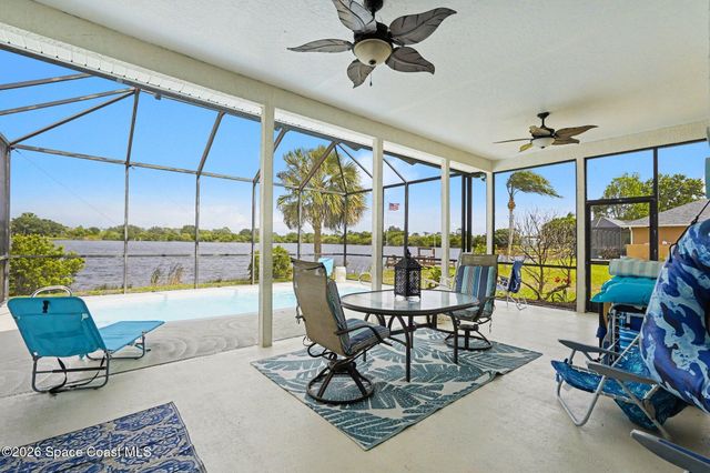 345 Lake View Lane, Palm Bay, FL 32909