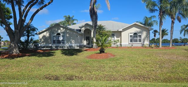 345 Lake View Lane, Palm Bay, FL 32909
