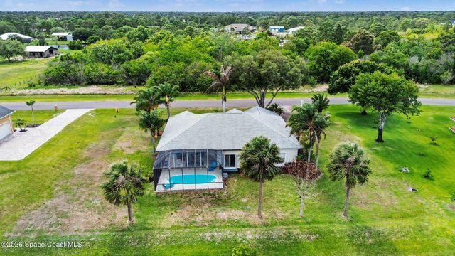 345 Lake View Lane, Palm Bay, FL 32909