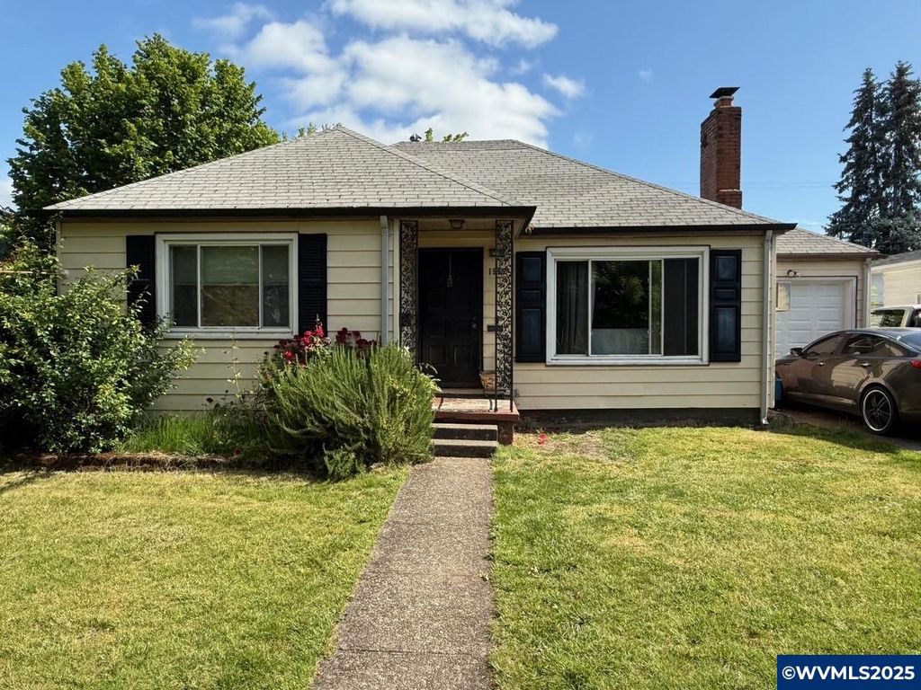 1555 Pearl St NE, Salem, OR 97301