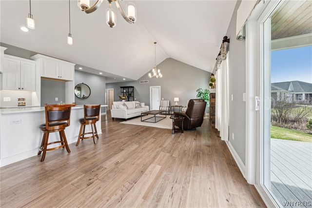 6385 Boston State Road 45, Hamburg, NY 14075