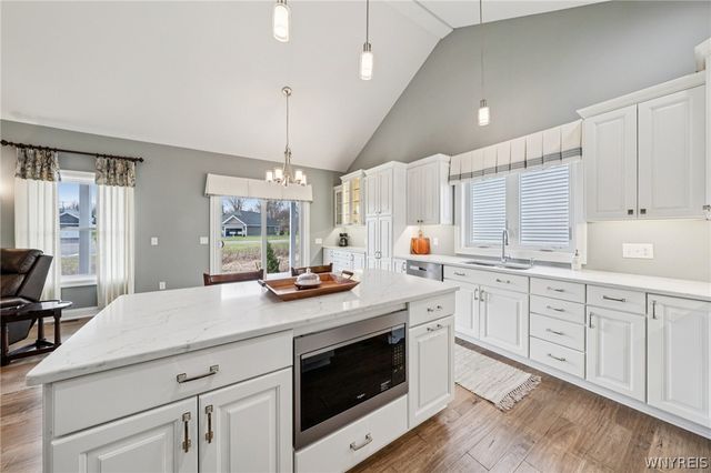 6385 Boston State Road 45, Hamburg, NY 14075