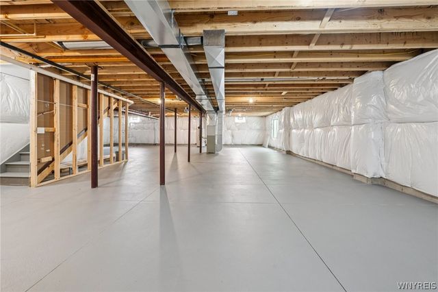 6385 Boston State Road 45, Hamburg, NY 14075