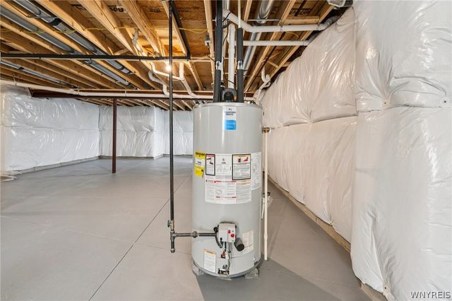 6385 Boston State Road 45, Hamburg, NY 14075