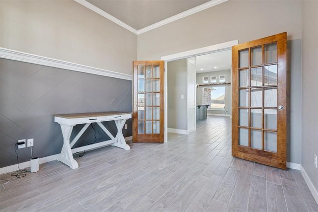 4211 Crest Lane, Elgin, OK 73538