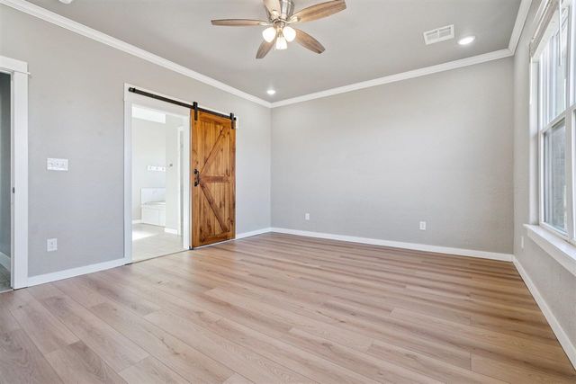 4211 Crest Lane, Elgin, OK 73538