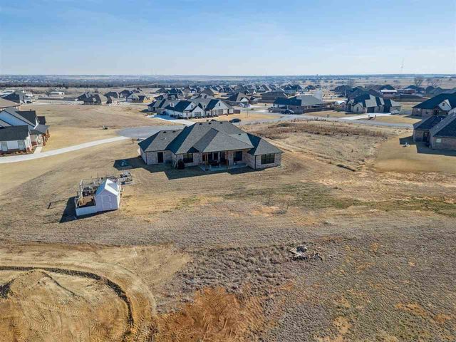 4211 Crest Lane, Elgin, OK 73538