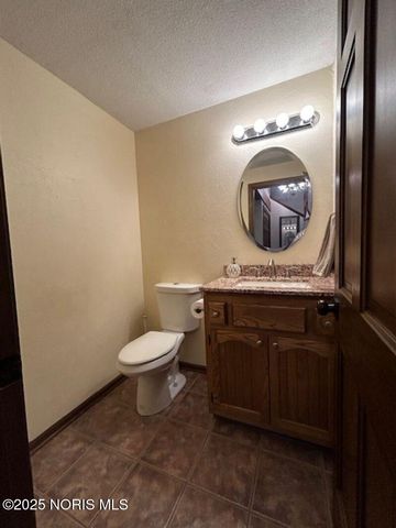 109 Scott Drive, Bryan, OH 43506