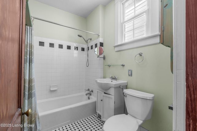 1008 S Shelby St, Louisville, KY 40203