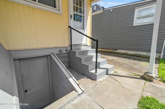 1008 S Shelby St, Louisville, KY 40203